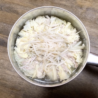 簡単レシピ　鍋レシピ　白菜と豚こまの鍋